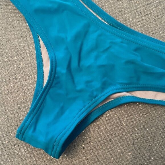 Beach Fashion Bikini‎ Bottom - Picture 6 of 7